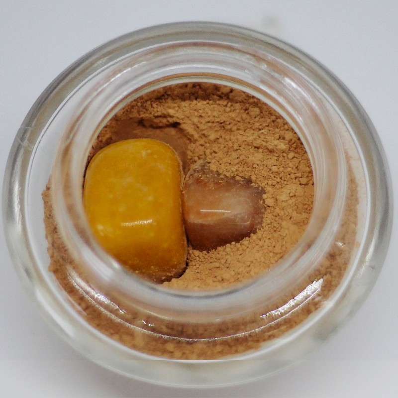 Fondo de maquillaje natural y vegano...